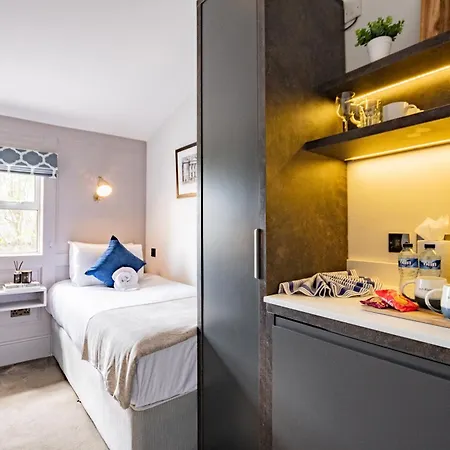 Cozy In Rathmines, Walk To Centre شقة